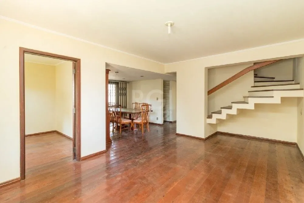 Casa, 3 quartos, 319 m² - Foto 1