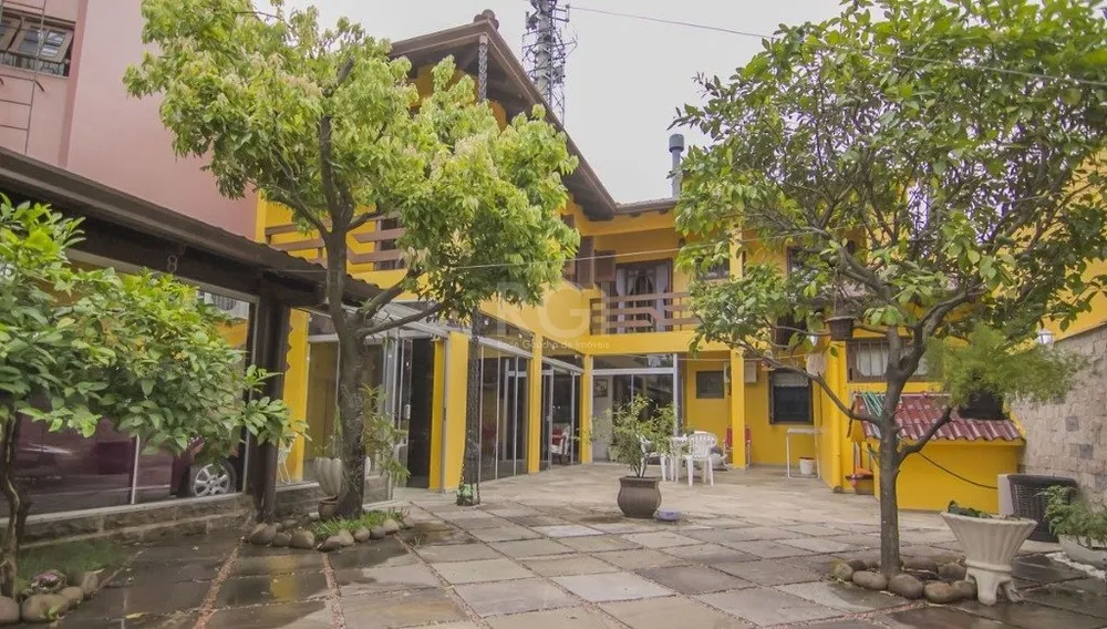 Casa, 3 quartos, 252 m² - Foto 2