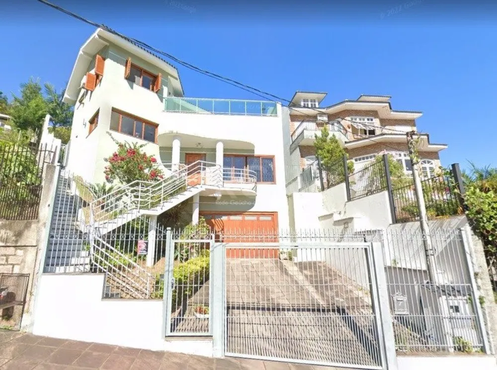 Casa, 3 quartos, 279 m² - Foto 1