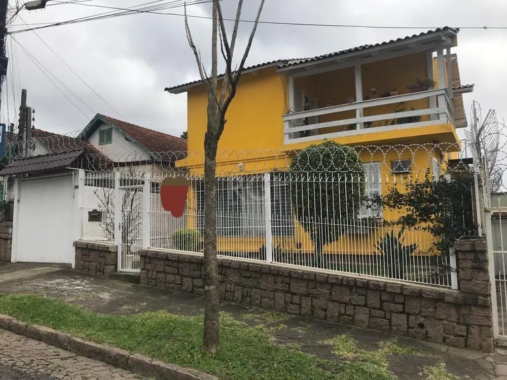 Casa, 5 quartos, 200 m² - Foto 1