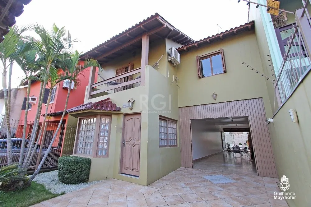 Casa, 4 quartos, 255 m² - Foto 1
