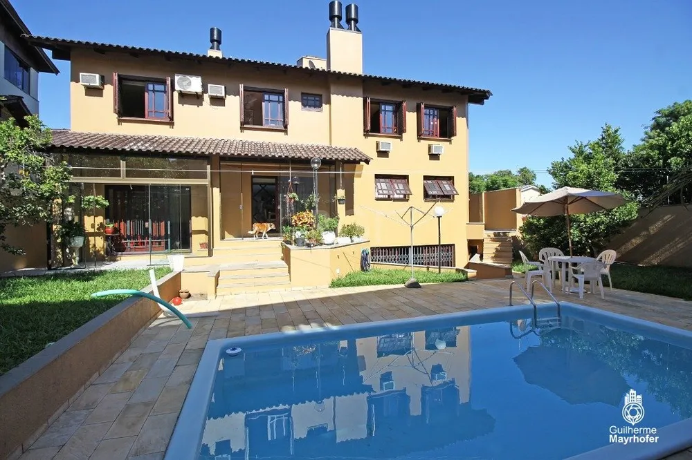 Casa, 4 quartos, 275 m² - Foto 1