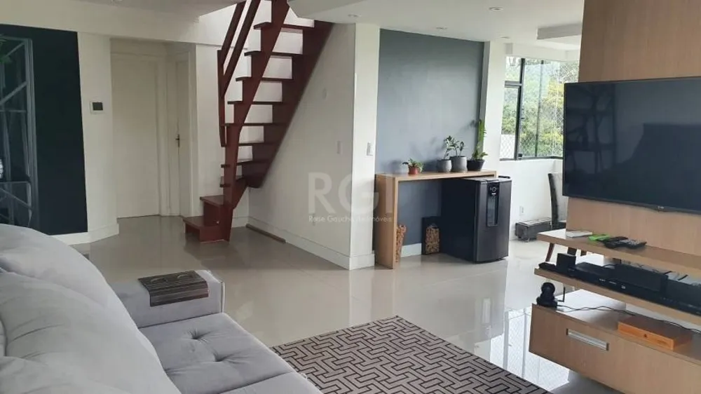 Cobertura, 3 quartos, 223 m² - Foto 2