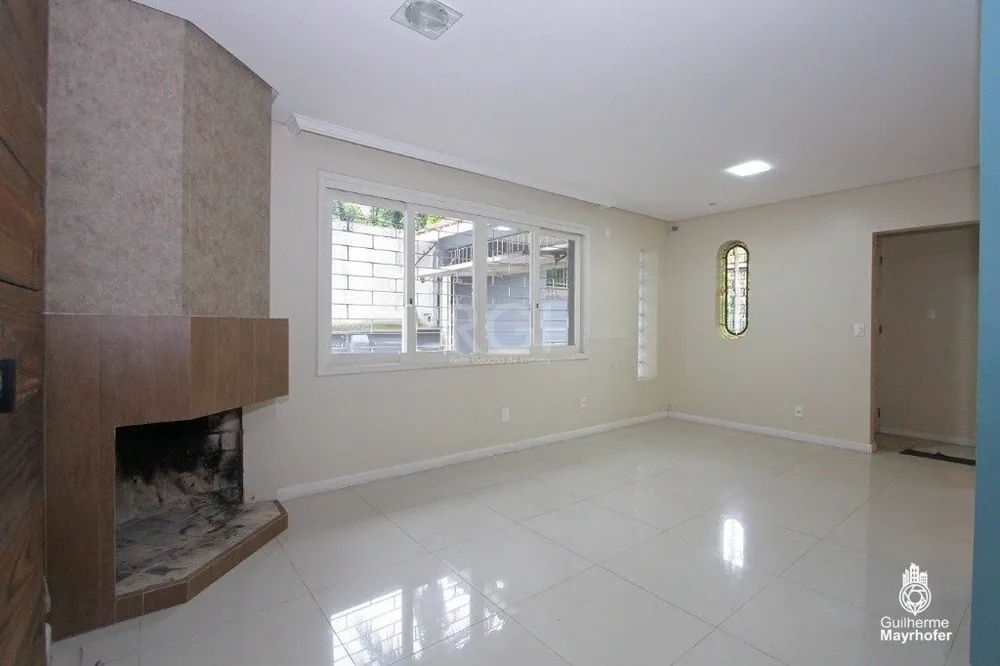 Casa, 3 quartos, 268 m² - Foto 1