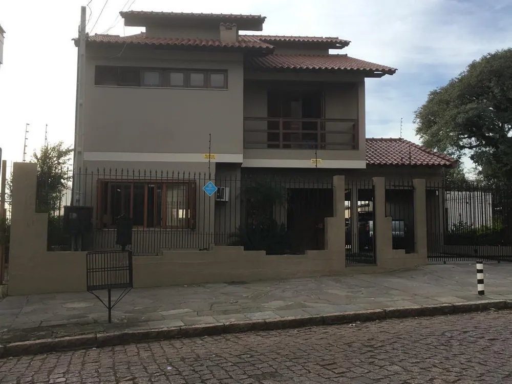 Casa, 3 quartos, 298 m² - Foto 3