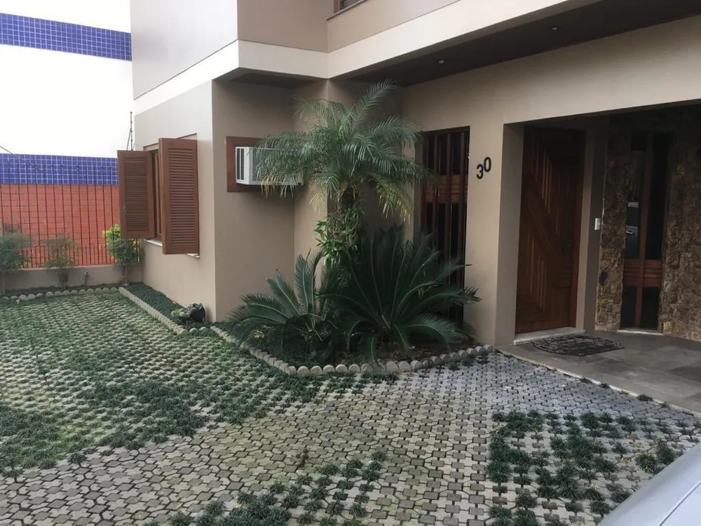 Casa, 3 quartos, 298 m² - Foto 2