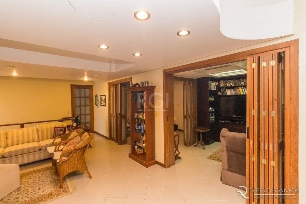 Casa, 4 quartos, 690 m² - Foto 1