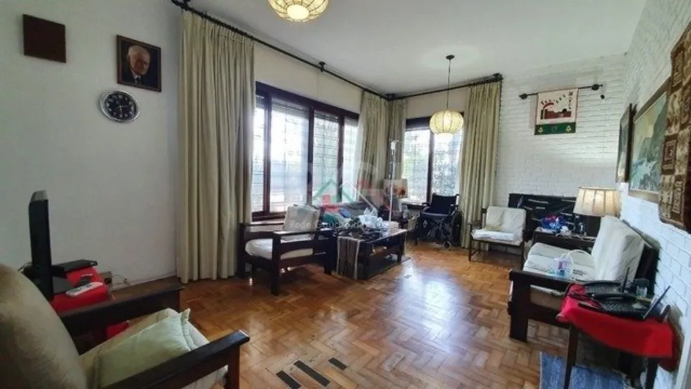 Casa, 4 quartos, 194 m² - Foto 1
