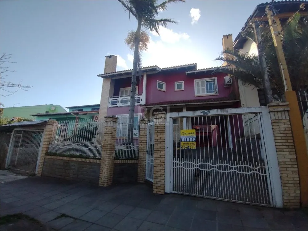 Casa, 3 quartos, 240 m² - Foto 1