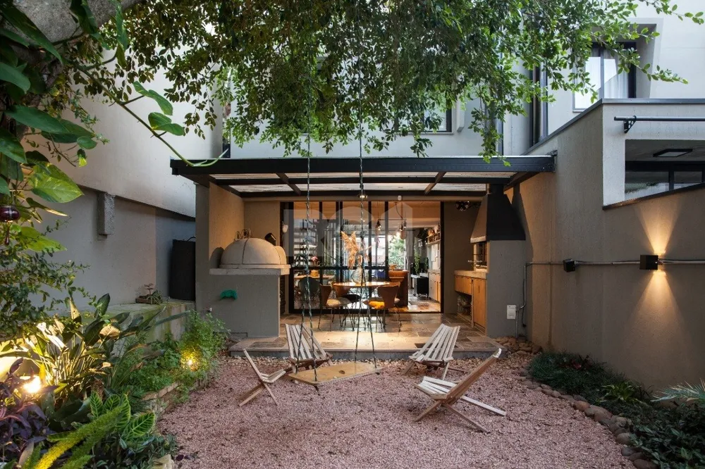 Casa, 3 quartos, 322 m² - Foto 1