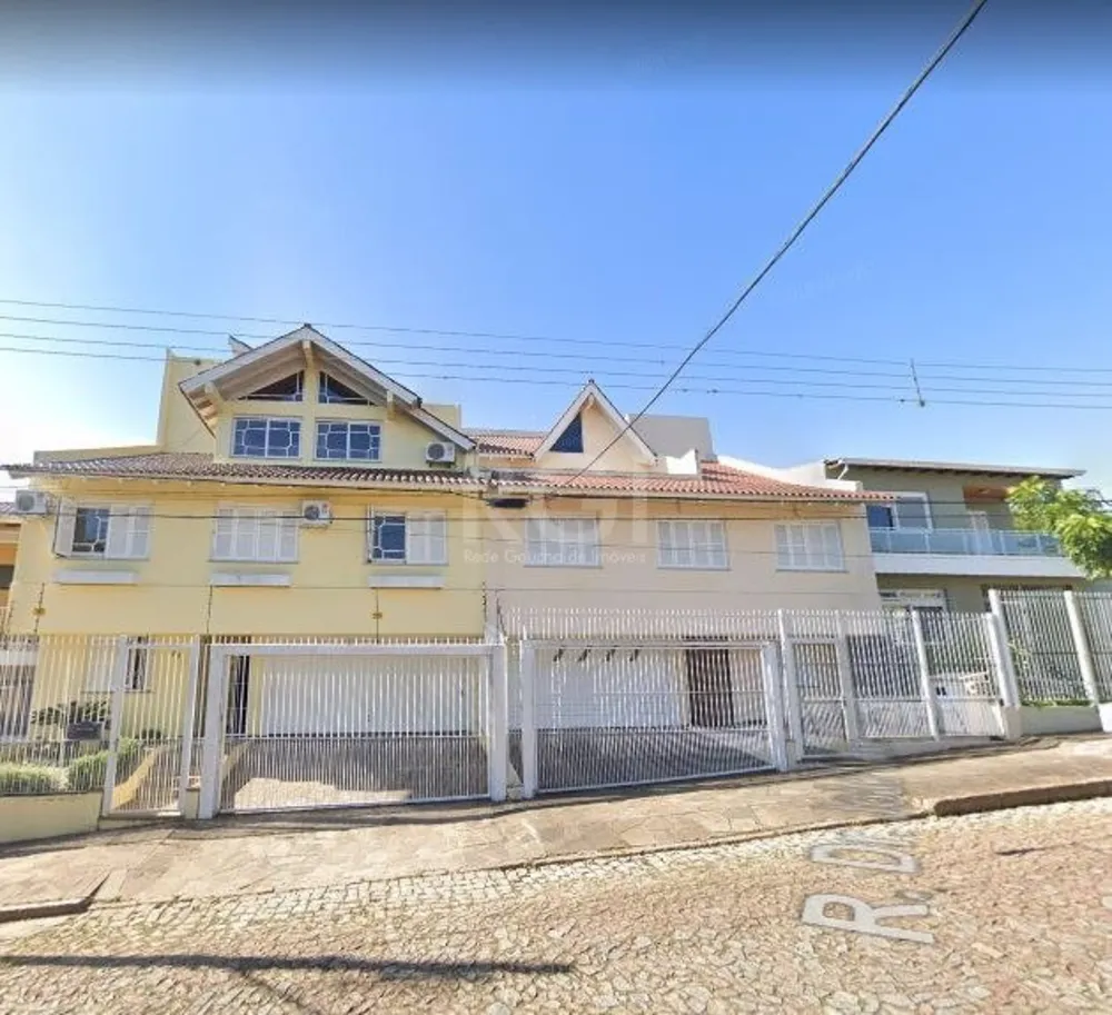 Casa, 5 quartos, 250 m² - Foto 1