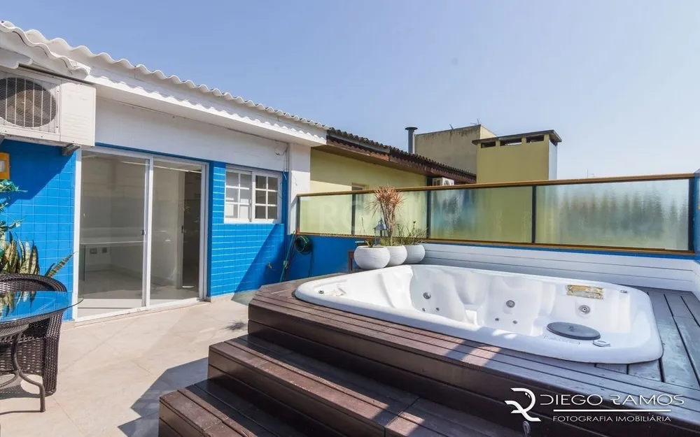 Cobertura, 3 quartos, 212 m² - Foto 2