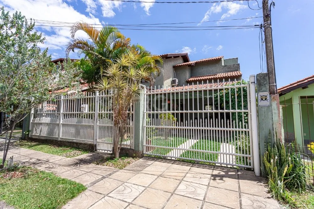 Casa, 4 quartos, 170 m² - Foto 1
