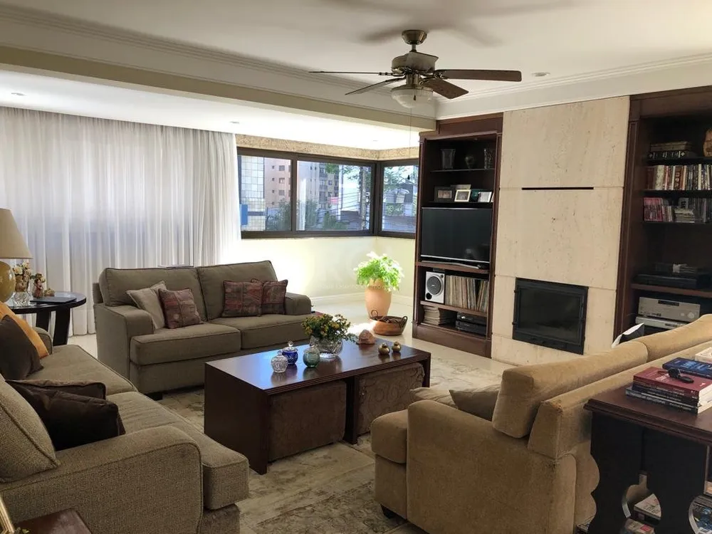 Apartamento, 3 quartos, 229 m² - Foto 2