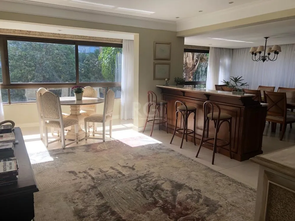 Apartamento, 3 quartos, 229 m² - Foto 1