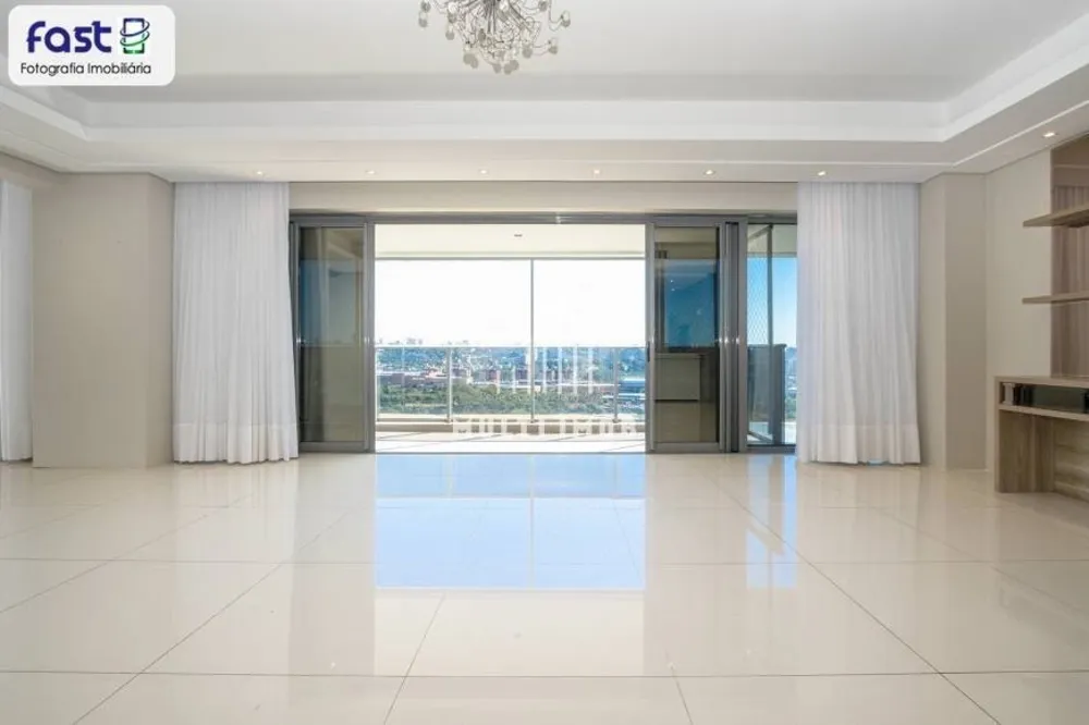 Apartamento, 3 quartos, 245 m² - Foto 2