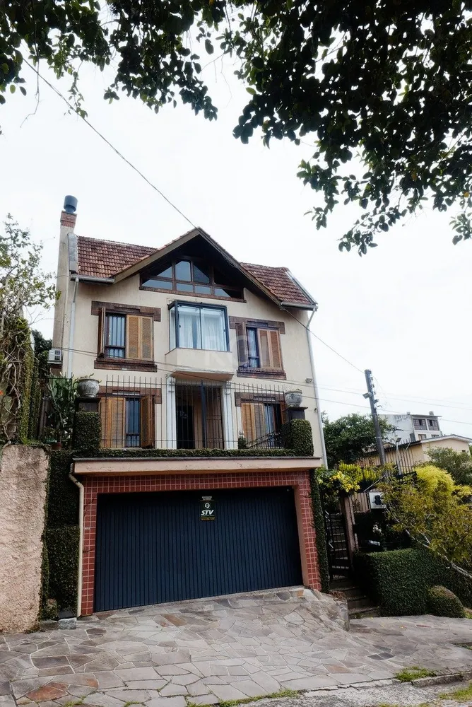 Casa, 3 quartos, 317 m² - Foto 1