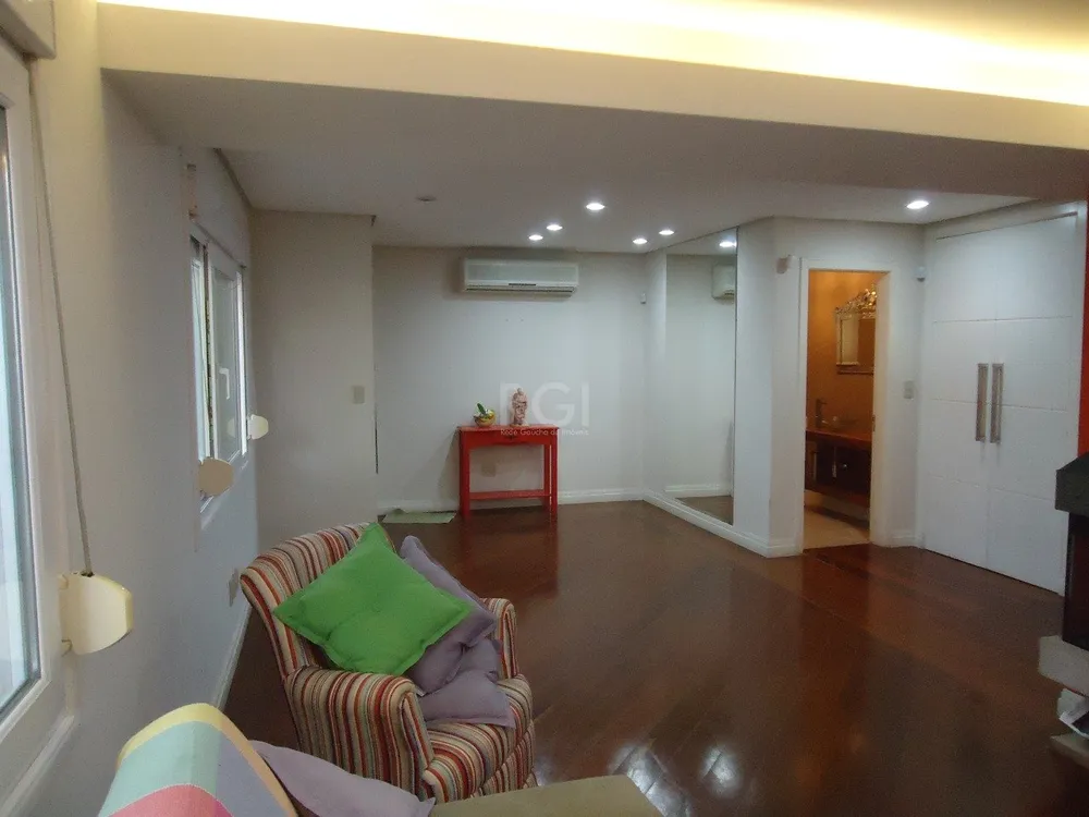Casa, 3 quartos, 234 m² - Foto 3