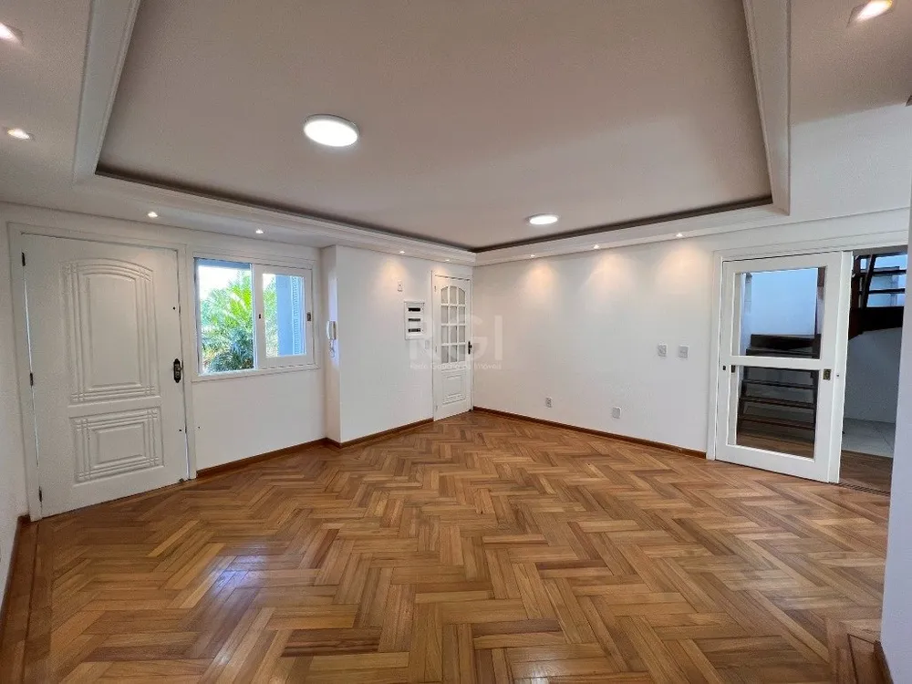 Sobrado, 3 quartos, 248 m² - Foto 3
