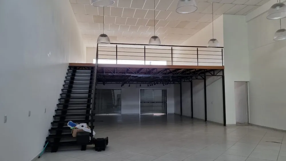 Loja-Salão, 300 m² - Foto 2