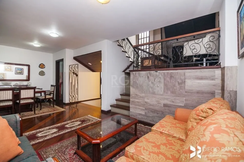 Casa, 3 quartos, 253 m² - Foto 2