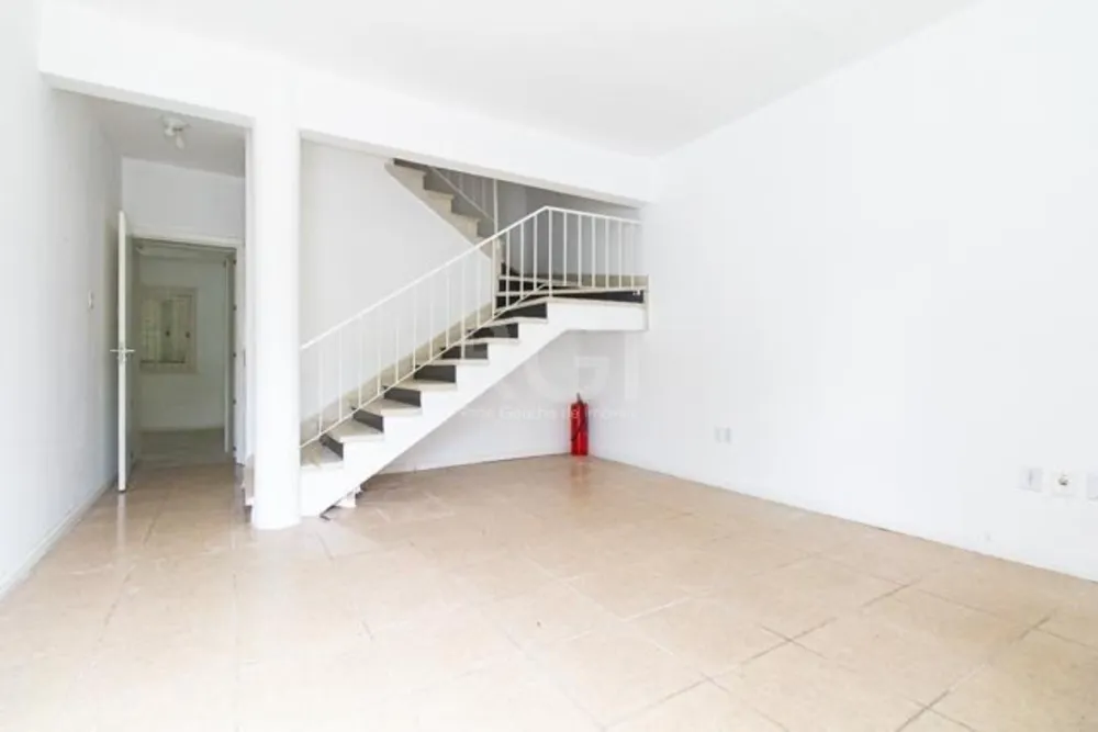 Casa, 4 quartos, 230 m² - Foto 2