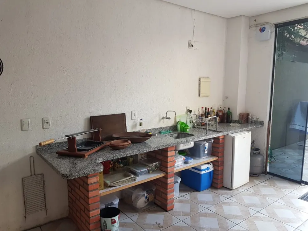 Casa, 4 quartos, 200 m² - Foto 2
