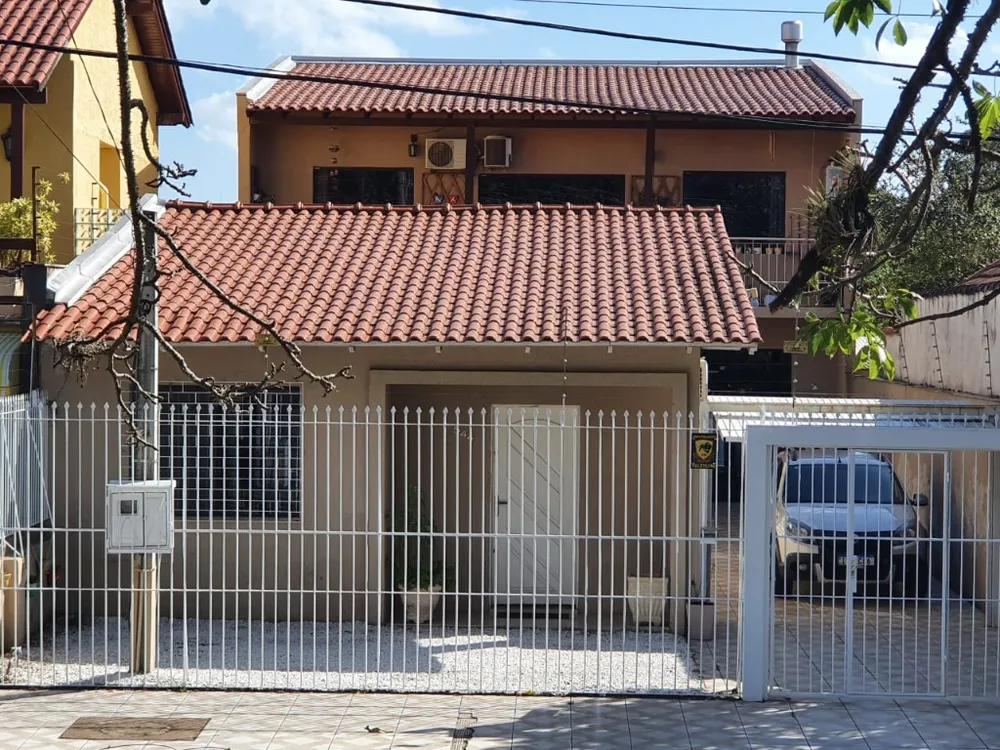 Casa, 4 quartos, 200 m² - Foto 1