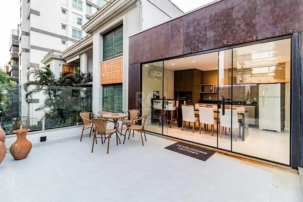 Casa, 2 quartos, 260 m² - Foto 1