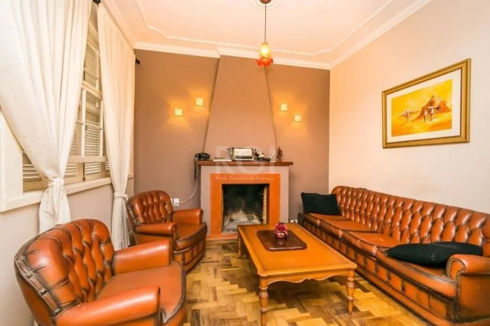 Casa, 4 quartos, 239 m² - Foto 1