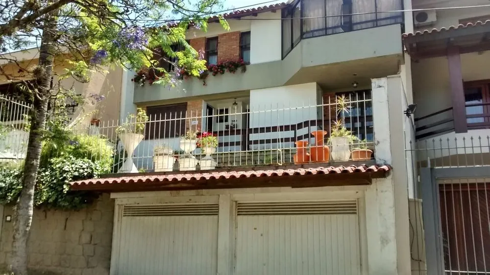 Casa, 4 quartos, 260 m² - Foto 1