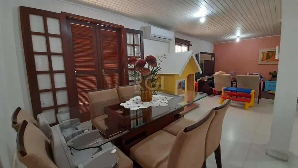 Casa, 3 quartos, 178 m² - Foto 4