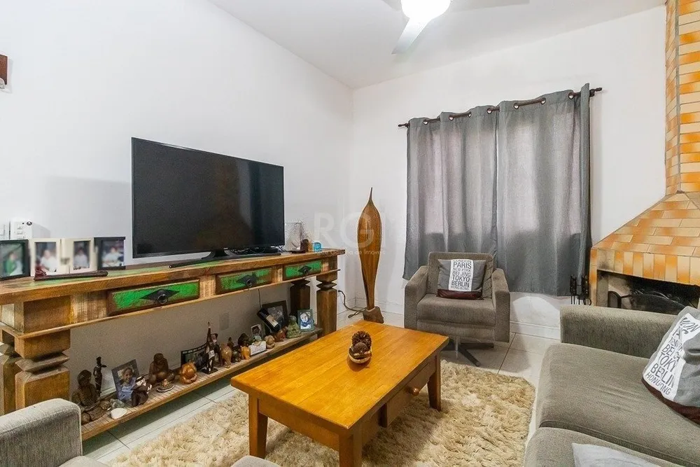 Casa, 4 quartos, 212 m² - Foto 2