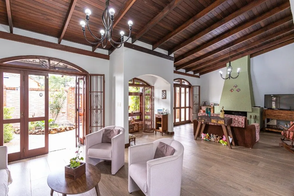 Casa, 3 quartos, 230 m² - Foto 4