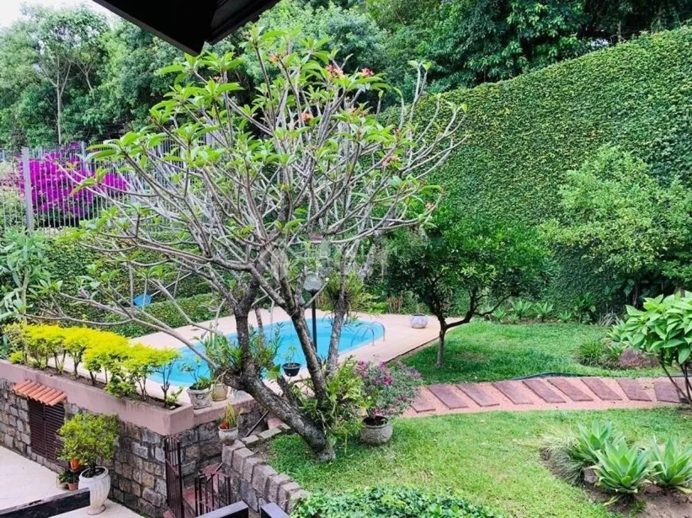 Casa, 4 quartos, 375 m² - Foto 1