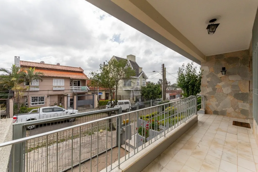 Casa, 5 quartos, 220 m² - Foto 3