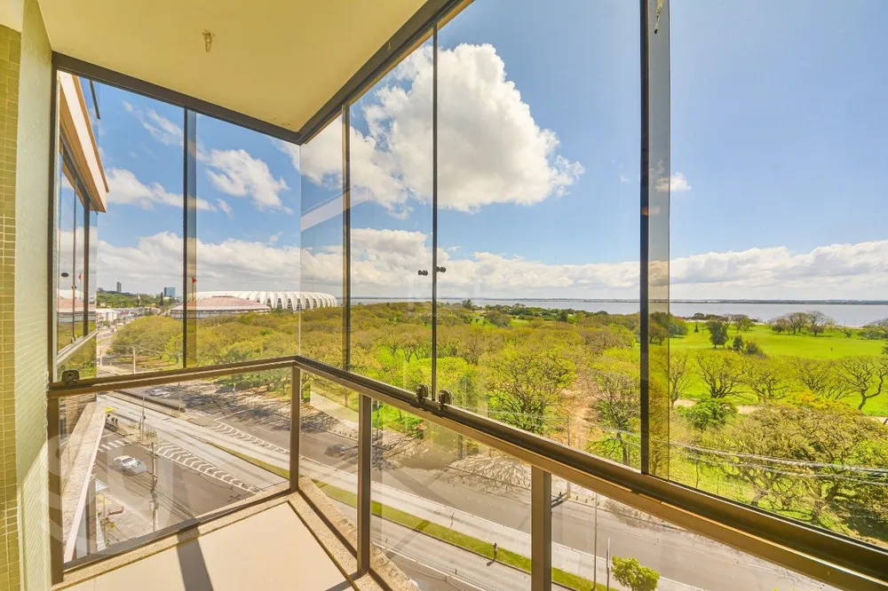 Apartamento, 3 quartos, 140 m² - Foto 1