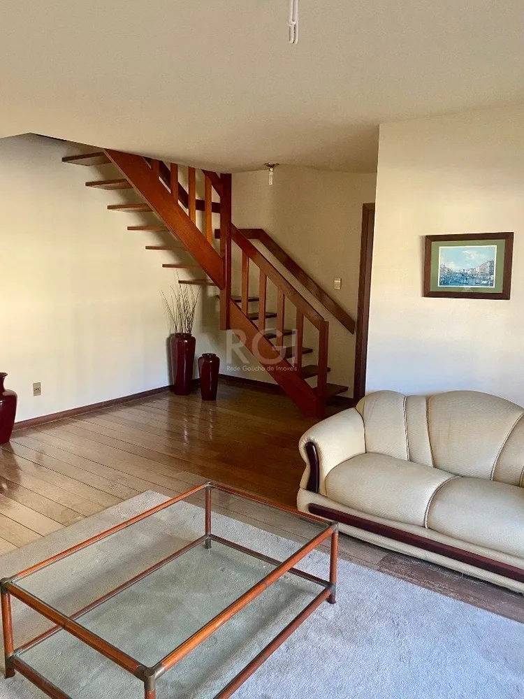 Cobertura, 3 quartos, 223 m² - Foto 1