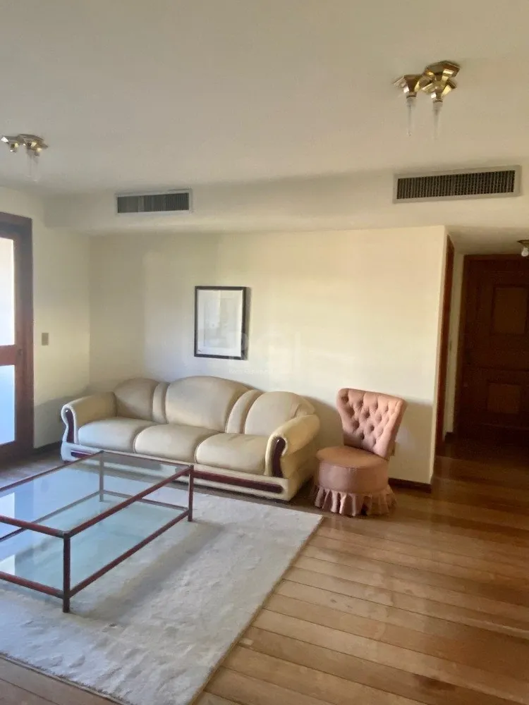 Cobertura, 3 quartos, 223 m² - Foto 2