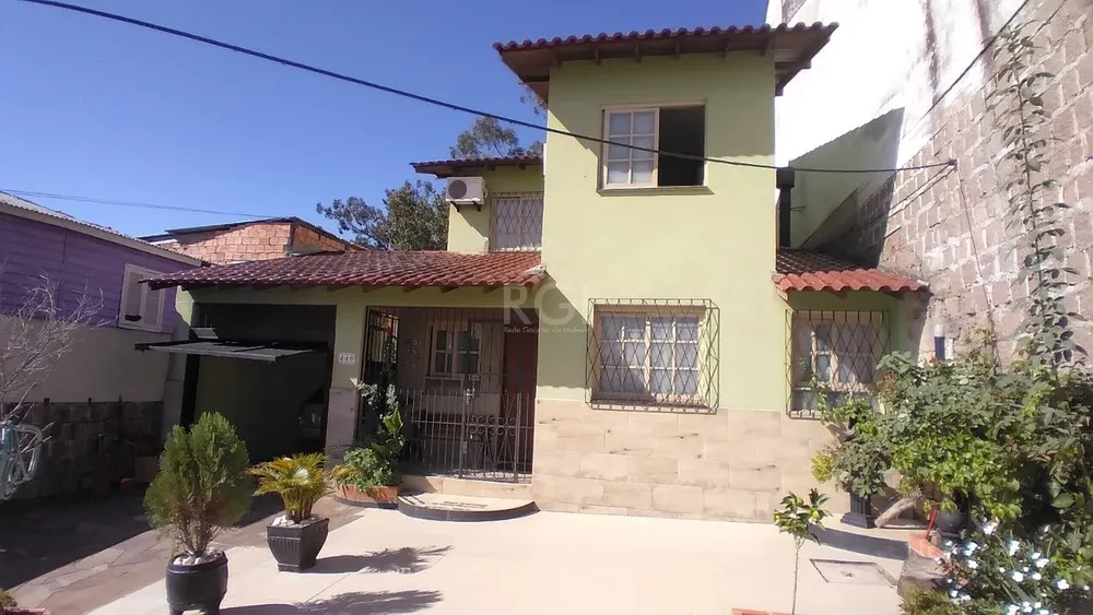 Casa, 4 quartos, 165 m² - Foto 1