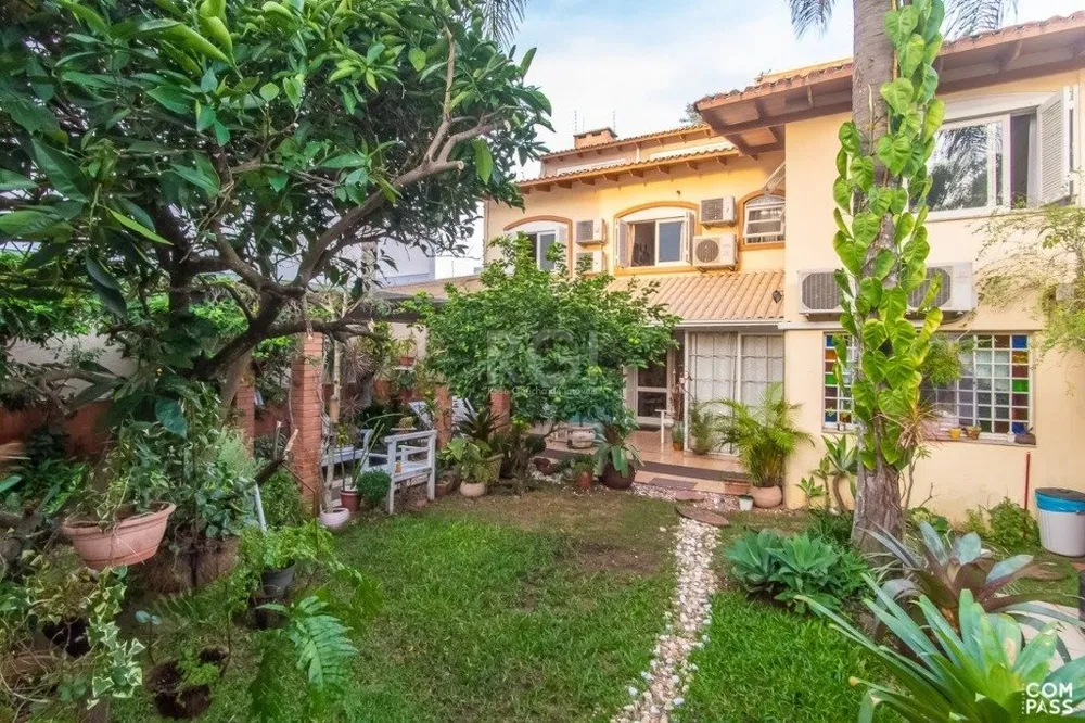 Casa, 5 quartos, 300 m² - Foto 1
