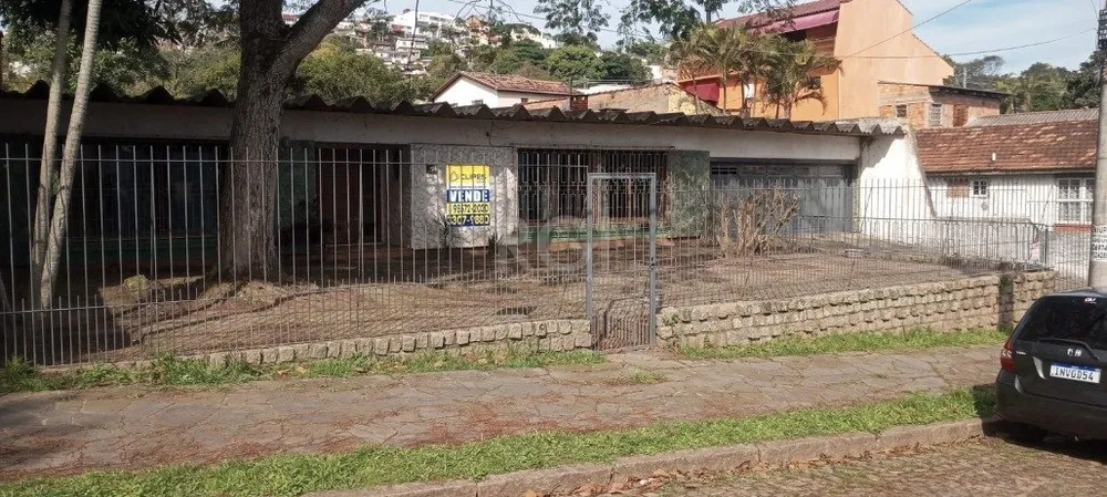 Casa, 4 quartos, 256 m² - Foto 1