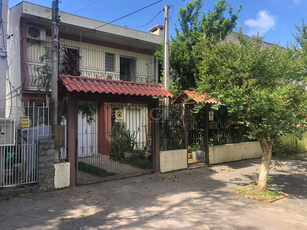Casa, 4 quartos, 230 m² - Foto 1