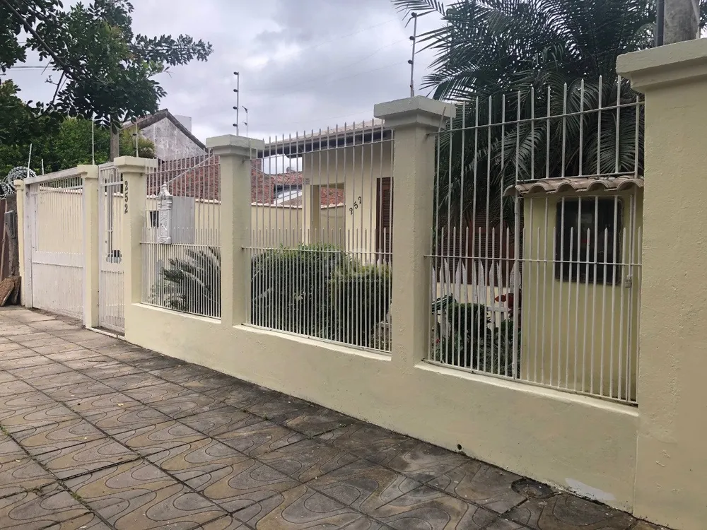 Casa, 4 quartos, 227 m² - Foto 2