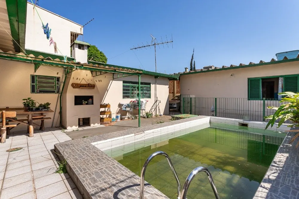 Casa, 3 quartos, 143 m² - Foto 1