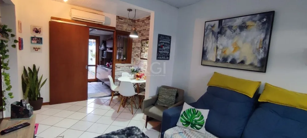 Casa, 2 quartos, 52 m² - Foto 1