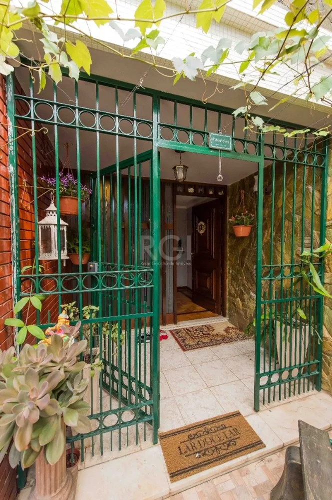 Casa, 5 quartos, 317 m² - Foto 2