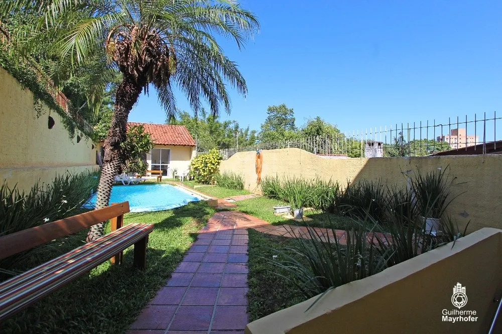 Casa, 5 quartos, 240 m² - Foto 2