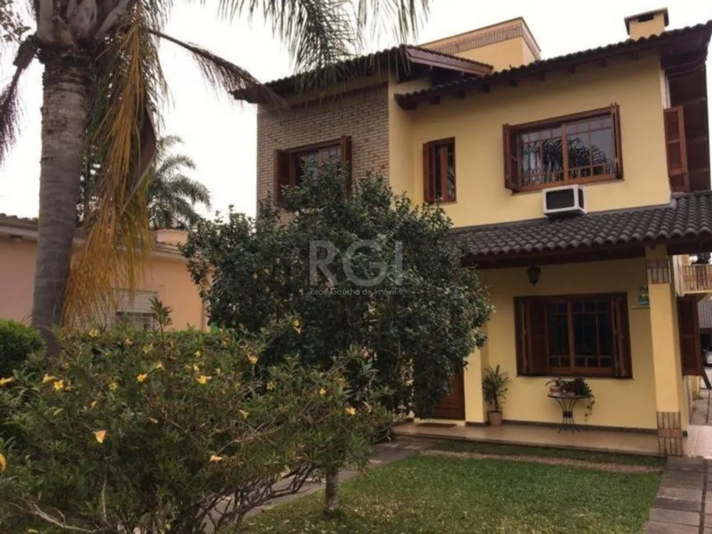 Casa, 3 quartos, 265 m² - Foto 1