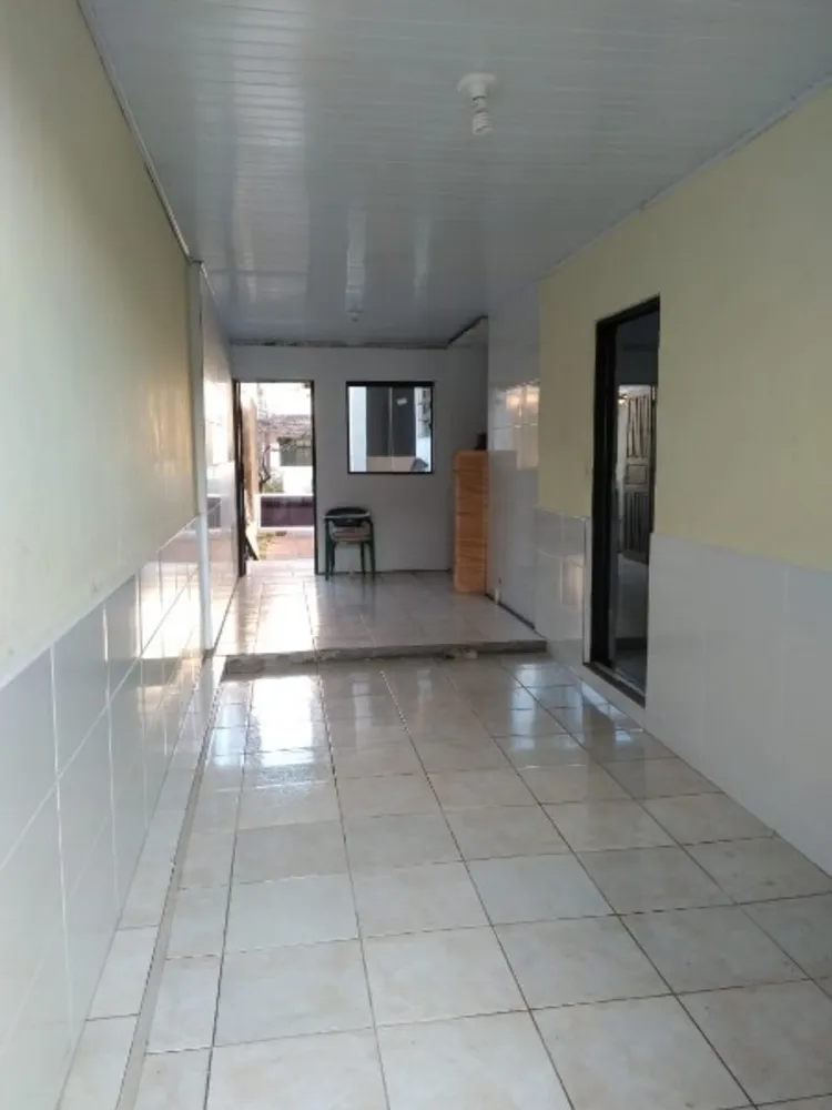 Casa, 4 quartos, 240 m² - Foto 2